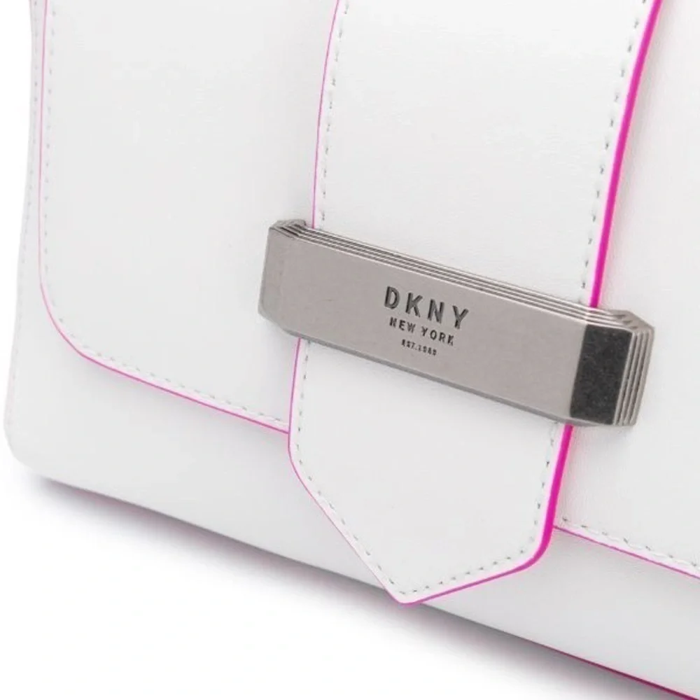 𝅺dkny Val Flap Shoulder Bag